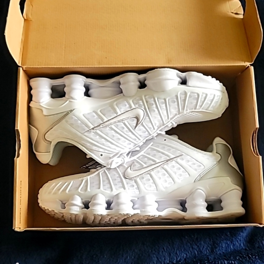 Nike shox